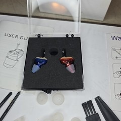 TWO MINI IN EAR CIC HEARING AMPLIFIER LEFT/RIGHT EAR 3 SMART PROGRAMS TESTED