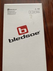 Bledsoe OA Impulse Knee Brace Right Tritech Medial OA Size Small New