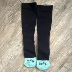 Motif Medical Graduated Compression Socks 20-30 mmHg Black/Green