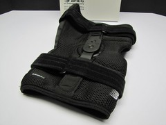 Breg Shortrunner Airmesh Knee Support Brace ACL PCL MCL LCL Injury Recovery XL