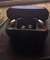 Beltone RIC Rechargeable Hearing Aids, Black, Charging Case, Both Ears