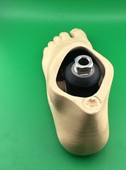 Trulife Kinetic single Axis Prosthetic Foot. Left. Sz 25cm. Category 2. Perfect