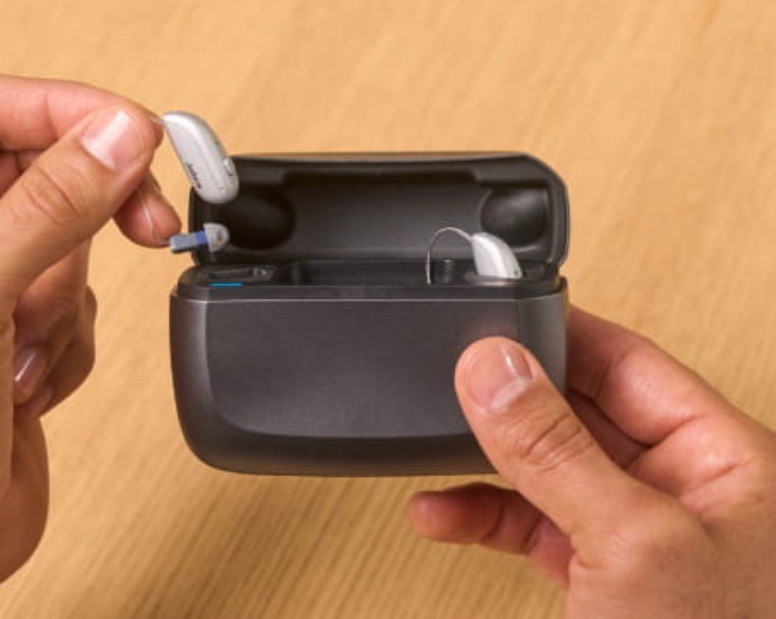 NEW Jabra Enhance Select 700 OTC Hearing Aids Bluetooth Rechargeable Sand Color