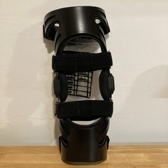 Advanced Ortho ACL Hinged Knee Brace Large Right 847-R Black