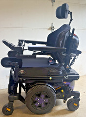 Quantum Q6 Edge 3 Stretto i Level Power Wheelchair ~Hardly Used~ Very Low Hours