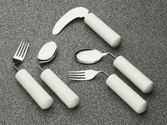 Homecraft Queens Angled Cutlery, Right-Handed Angled Fork, Lightweight Ergono…