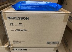 McKesson WPW50 StayDry Personal Wipe Disposable Washcloth w/ Aloe 12 Packs of 50