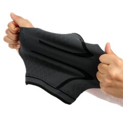 Knee Sleeve Compression Brace Support Gear Joint Pain Relief Elastic Protection
