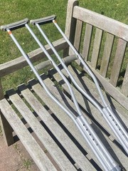 Adjustable Height Aluminum Standard Underarm Crutches w/ Underarm Pad, Gray