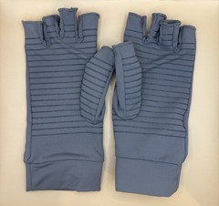 Copper Fit Hand Compression Glove – Gray – S/M