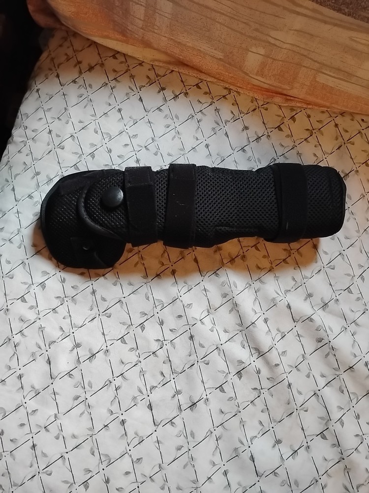The Maximus Wrist Brace WB0104-148-03 – Size Large – Dr Medical DRMS – New