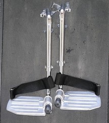 Invacare Swing Away Chrome Wheelchair Adjustable Footrest w/ Heel Loops 44200×27