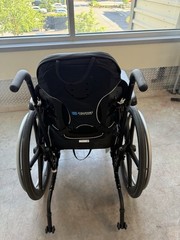 QUICKIE QXI 2022 folding WHEELCHAIR 13”x18”