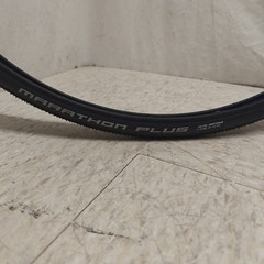 25 x 1.00 Schwalbe Marathon Plus Wheel Chair BLACK ‘N‘ ROLL tire tyre 25-559