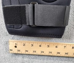 Unisex Black Knee Guard Support Brace Stabilizer w Hook & Loop Straps Unbranded