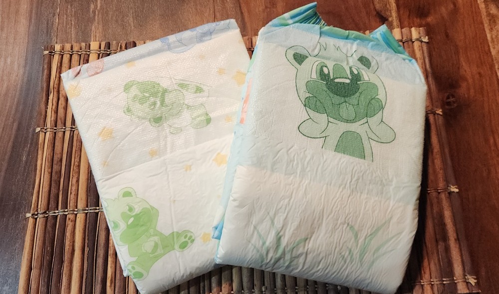 Adult Diaper Size Large 2-Pack Sample – Plastic Backed PE [Tykables]