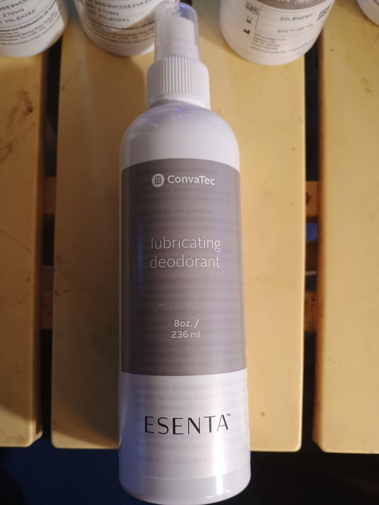 ConvaTec ESENTA Lubricating Deodorant Ostomy Aid 8 oz 236 mL MPN 423574