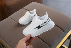 Zapatos De Niños Luces Zapatilla De Deporte De Moda Para Niños Zapato Casual New