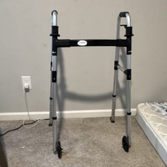Loyoda Adjustable Height Walker 2 Wheels Silver Black Aluminum