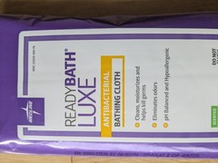 Medline ReadyBath Antibacterial Thick Adult Bath Wipes, 4 Wipes, 8×8″ Scented