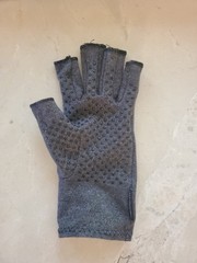 OneCompress Unisex Premium Bamboo Compression Gray Med (men large) LEFT GLOVE
