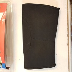 Dr Gameday Knee Support size SMALL Reggie Bush left/right no slip sports brace