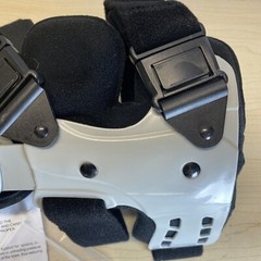 COMFORTLAND CL OA-200-R Hinged Knee Brace for Right Knee Only