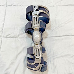 medi M.4S OA Varus Right XL Extra Large Right Knee
