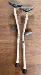Mobilegs Ergonomic Crutches Adult – Adjustable 4’9″- 6’4″ 300LB Max Adjustable