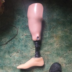 TRULIFE Below Knee Right Prosthetic Leg AAA225 AAA210 Carbon Cup + 28W Foot