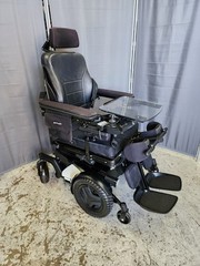 Permobil F5 VS Verical Stander 14″ Seat Lift, Recline, Tilt, Leg, Lights 7.5MPH