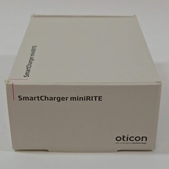 New Oticon Smartcharger Minirite Hearing Aid Charger CC-2 Multicolor