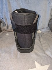 Walking Fracture Boot Short Protective Boot Fits Left or Right Foot Medium Black