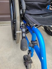 Quickie 2 Lite 17″ X 17″ Manual Wheelchair Used 17″x17″ Foldable Blue