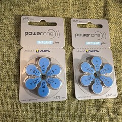 12 Power One implant hearing aid batteries p675 blue (2 x 6 sheets) + Cleani…