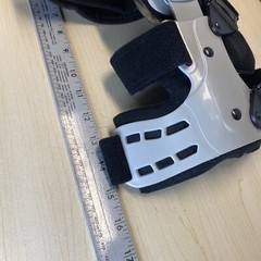 COMFORTLAND CL OA-200-R Hinged Knee Brace for Right Knee Only