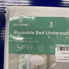 SOLOSHINE Washable Underpads, 18″ x 24″ (3 Pack) Heavy Absorbency Open Box