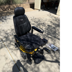 Pride Jazzy Air 2 Elevating Power Wheelchair, 4-Wheel Joystick, Headrest