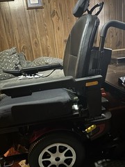 BATTERY POWERED ELECTRIC WHEELCHAIR by GOLDEN TECHNOLOGIES