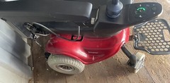 Shoprider Streamer Sport Mid Size Power Wheelchair 300 lb Capacity New Batteries