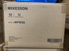 McKesson WPW50 StayDry Personal Wipe Disposable Washcloth w/ Aloe 12 Packs of 50