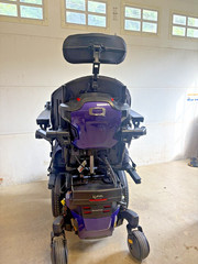 Quantum Q6 Edge 3 Stretto i Level Power Wheelchair ~Hardly Used~ Very Low Hours