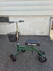 KneeRover® Steerable Knee Scooter Green with Basket, Lightly Used