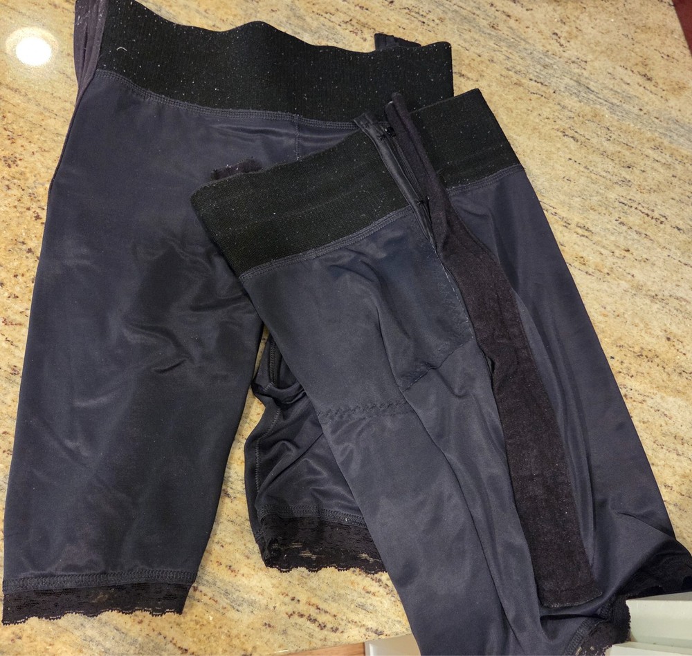 Lot of 2 Size M & L SC-210 Sculptures Compression Stage 1 Above Knee Girdle