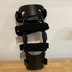 Advanced Ortho ACL Hinged Knee Brace Large Right 847-R Black