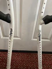 Mobilegs Ultra A300 Pair Ergonomic Crutches Adult Adjustable 300 Lb