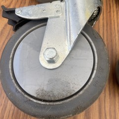 Invacare Reliant 450 Patient Lift Front Dual Wheel Casters & Rear Wheels