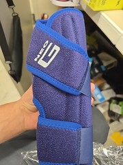 Neo G Open Knee Support Brace Universal Size, Fits Either Knee, Moderate REF 993