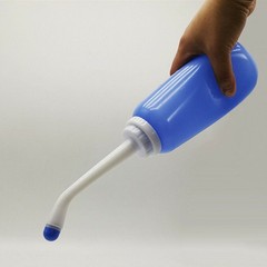 500ml Portable Travel Bidet Sprayer for Personal Hygiene Handheld Nozzle Bottle
