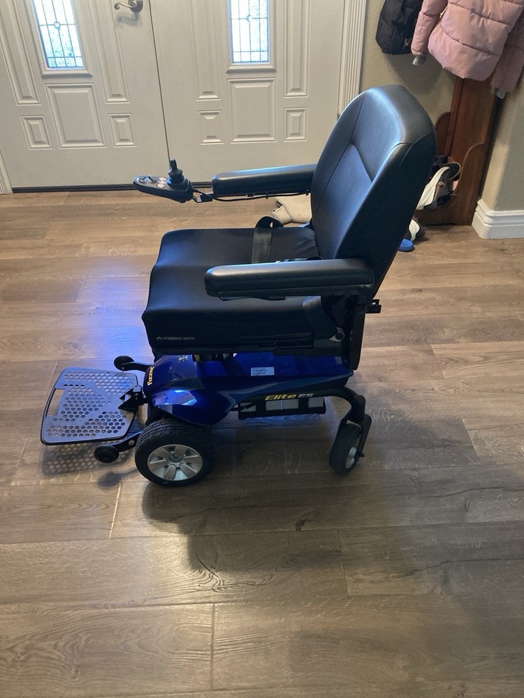 Jazzy 600ES Select 6 Mobility Scooter Red great condition